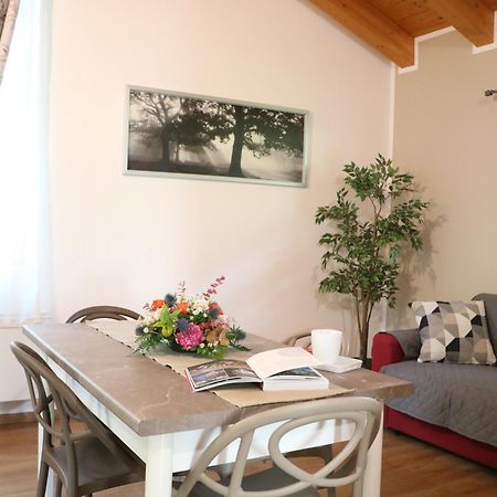 Lazy Bee Camping Village Aosta Exterior photo