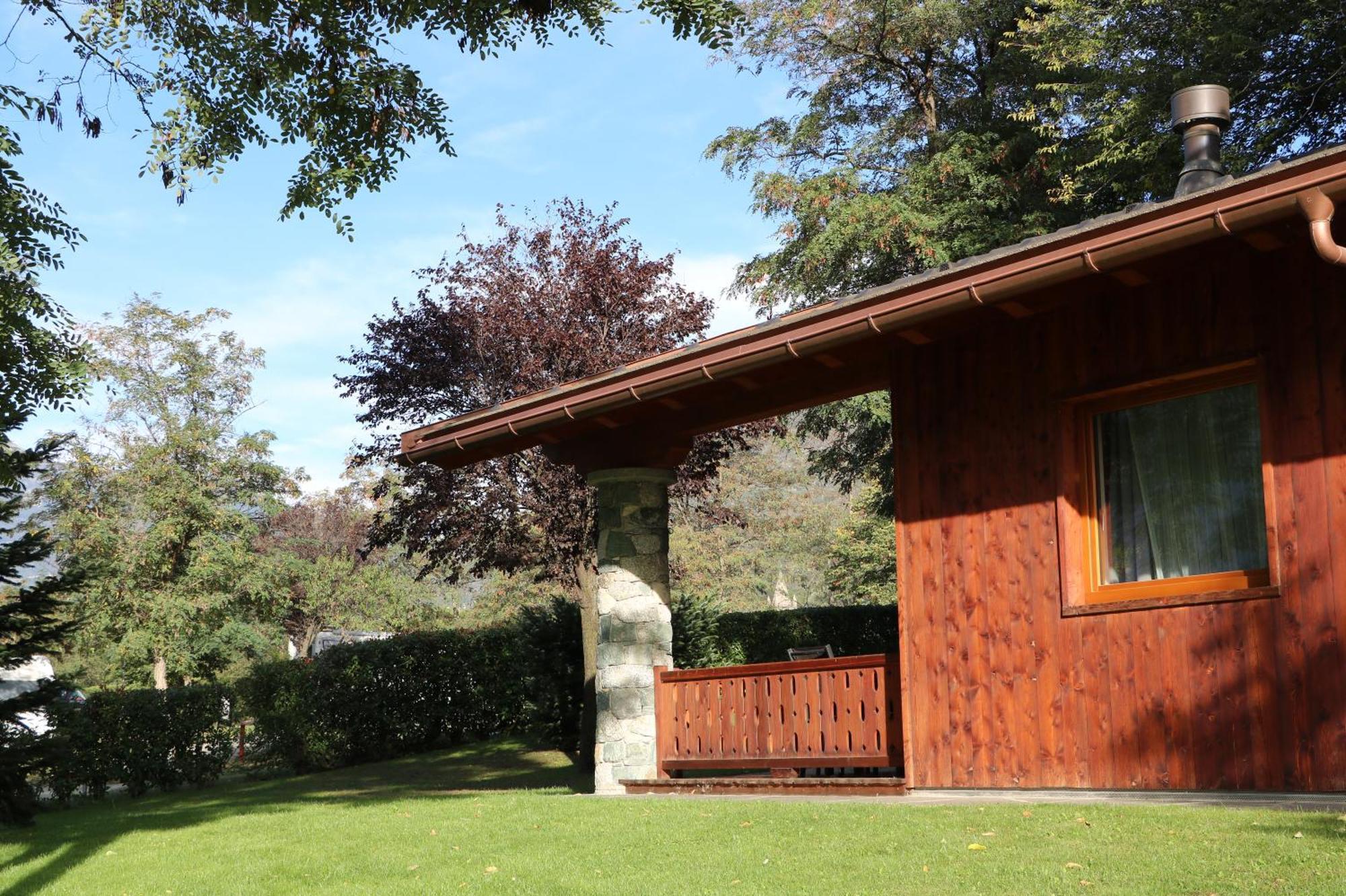 Lazy Bee Camping Village Aosta Exterior photo