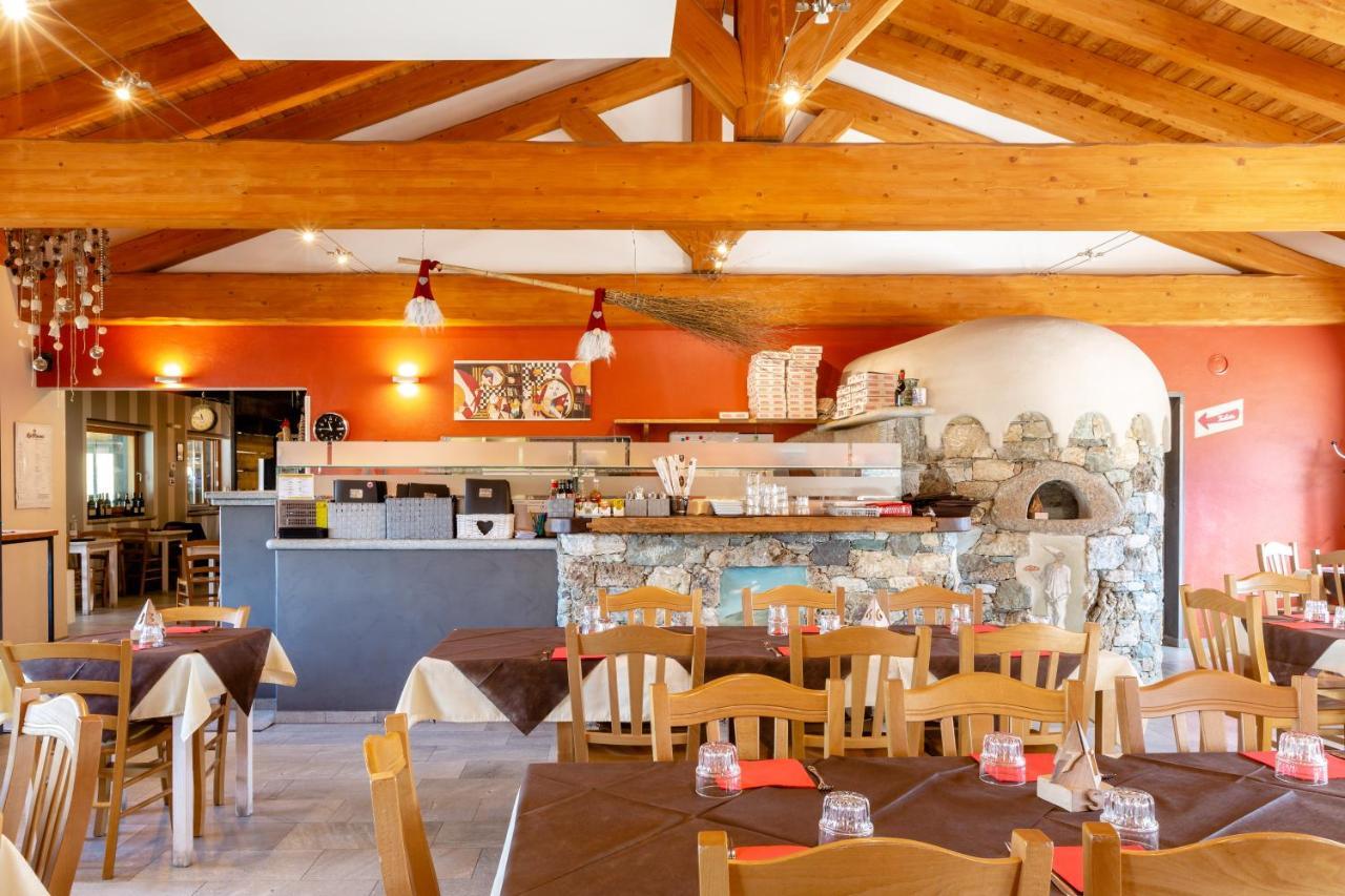 Lazy Bee Camping Village Aosta Exterior photo
